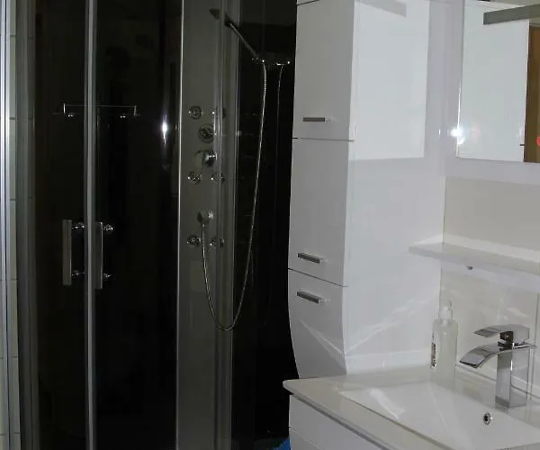 アパート Fonhauser